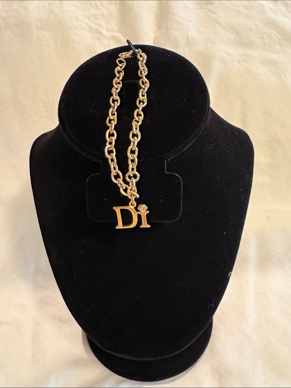 Gold Letter 'Di' Charm Bracelet - Women’s Jewelry